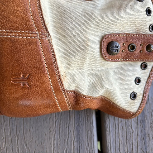 Vintage Frye Shorties with canvas - Picture 5 of 6